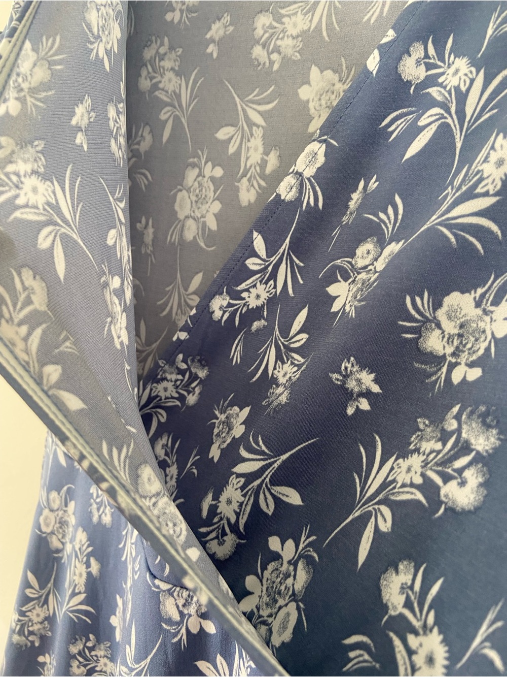 Kaileigh Thelma Kit Wrap Midi Dress - Picture 4 of 4